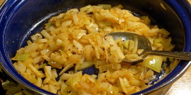 Рецепт голубцов в духовке в томатном соусе