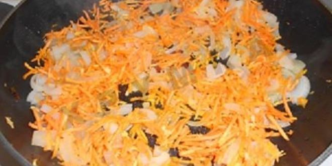 Рецепт ленивых голубцов с капустой и фаршем в горшочках