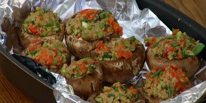 Рецепт грибов по-тоскански с красным перцем и оливками