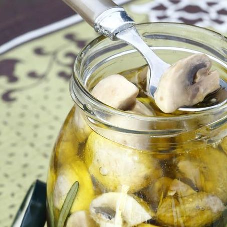 Рецепт Шампиньонов с розмарином и чесноком