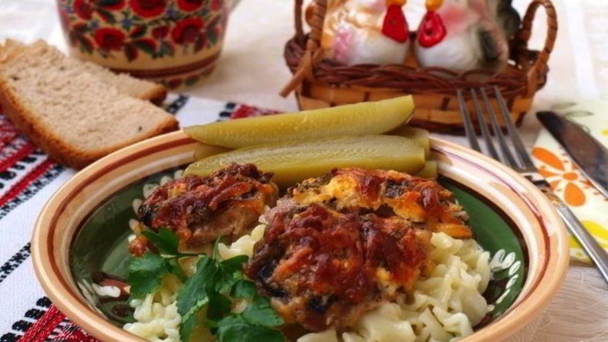 Рецепт шампиньонов со свининой в духовке