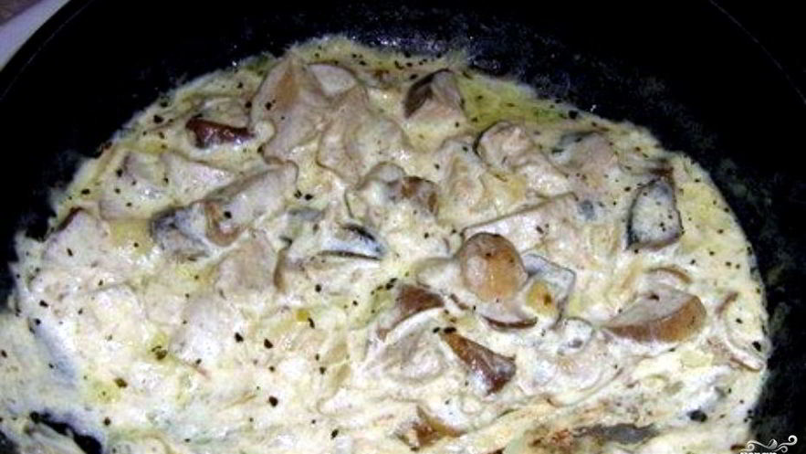 Рецепт волнушек, жареных в сметанном соусе