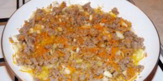 Рецепт гуляша из фарша с подливкой