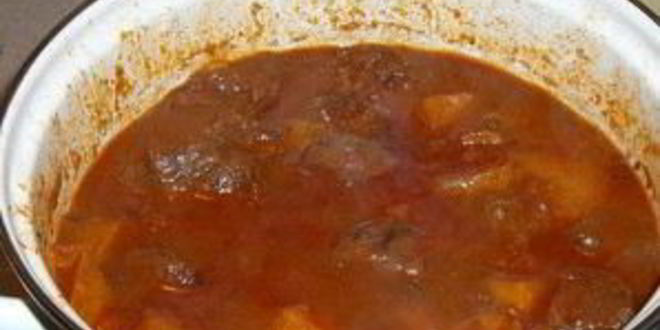 Рецепт гуляша из говядины с помидорами