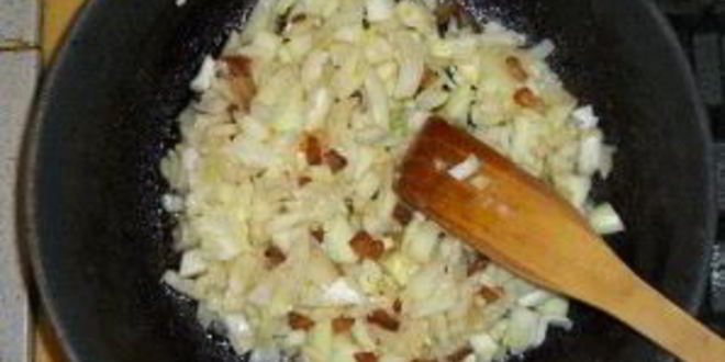 Рецепт гуляша из говядины с помидорами