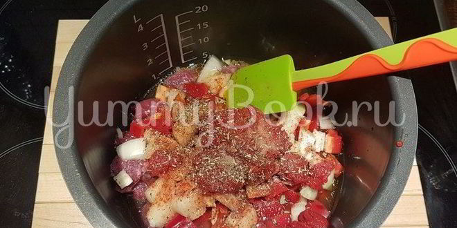 Рецепт гуляша из говядины в мультиварке