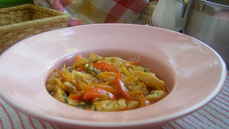 Рецепт гуляша из курицы в мультиварке