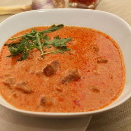 Рецепт Гуляша из свинины с помидорами