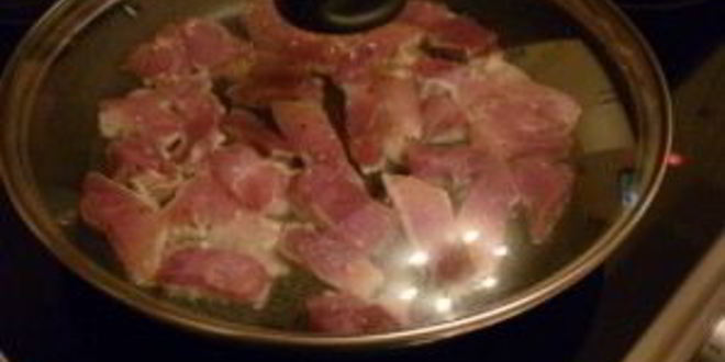 Рецепт гуляша в сливочном соусе