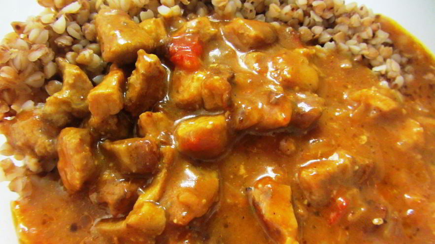 Рецепт мясного гуляша по-домашнему