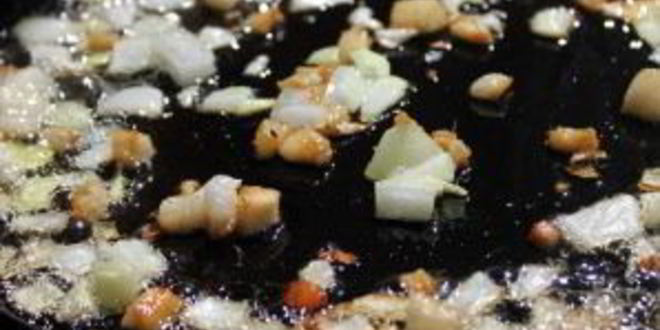 Рецепт картофельного пюре с жареным луком