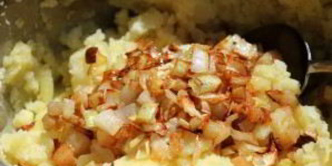 Рецепт картофельного пюре с жареным луком