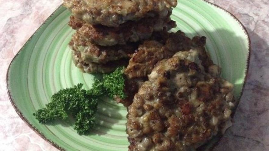 Рецепт гречаников с куриной грудкой и баклажанами