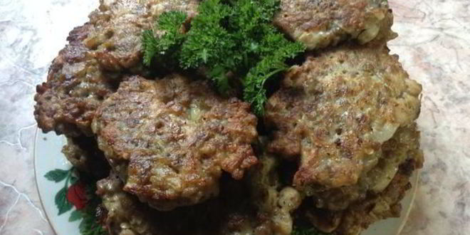 Рецепт гречаников с куриной грудкой и баклажанами