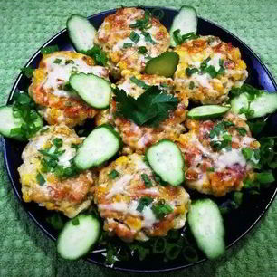 Рецепт Котлет из курицы и кукурузы