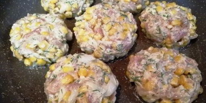 Рецепт котлет из курицы и кукурузы