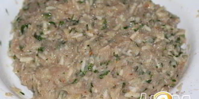 Рецепт куриных котлет с хреном и яблоками