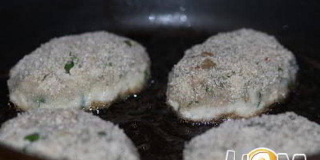 Рецепт куриных котлет с хреном и яблоками