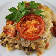 Рецепт Лазаний с грибами, луком-пореем и сыром чеддер