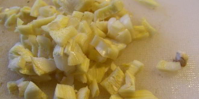 Рецепт лазаний с грибами, луком-пореем и сыром чеддер