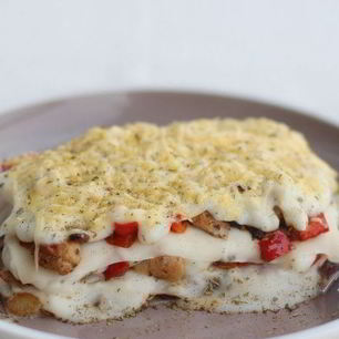 Рецепт Лазаний с курицей и соусом Бешамель