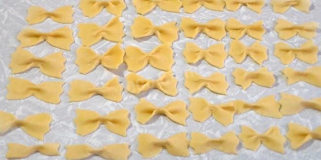 Рецепт домашней пасты фарфалле в сливочном соусе