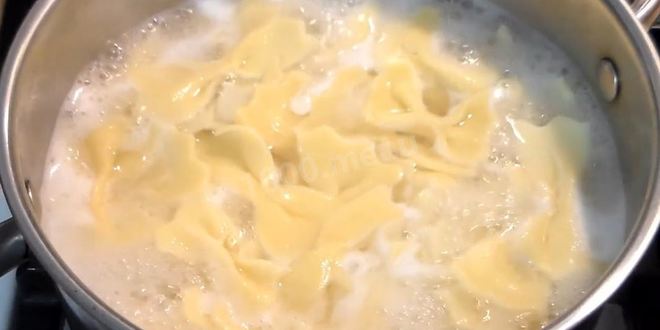 Рецепт домашней пасты фарфалле в сливочном соусе