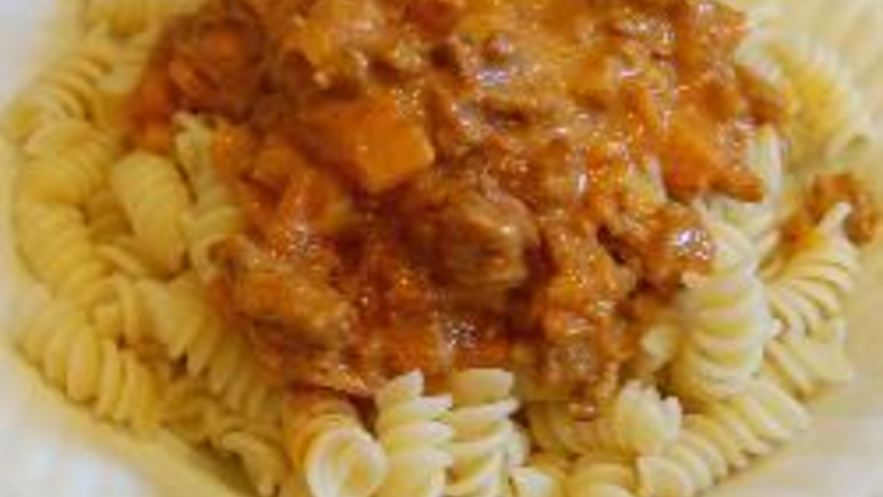 Рецепт макарон с фаршем, карри и ананасами