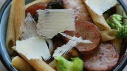 Рецепт Пасты с брокколи и колбасой