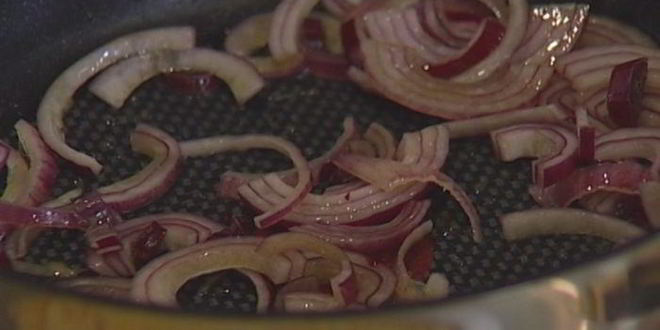 Рецепт пасты с кальмарами и зеленым горошком