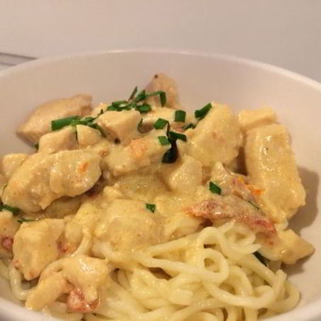 Рецепт Пасты с курицей в сливочном соусе