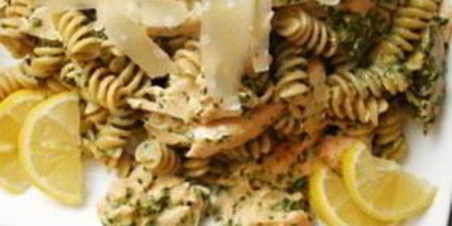 Рецепт пасты с лососем и соусом песто