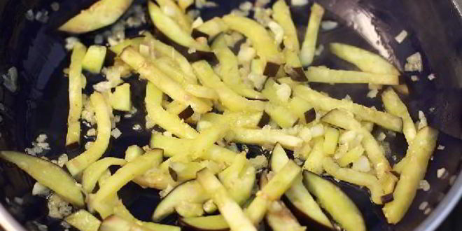 Рецепт спагетти с баклажанами и помидорами