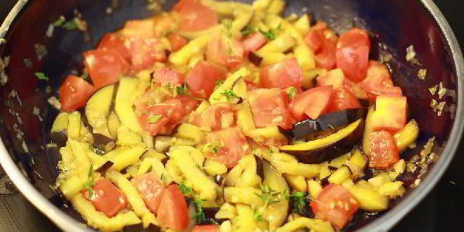 Рецепт спагетти с баклажанами и помидорами