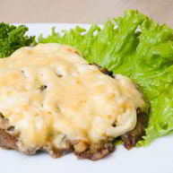 Рецепт Мяса по-французски из говядины в мультиварке