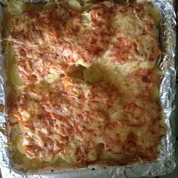 Рецепт Мяса по-французски с картофелем, помидорами и сыром