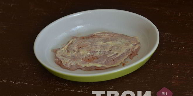 Рецепт мяса по-французски с курицей