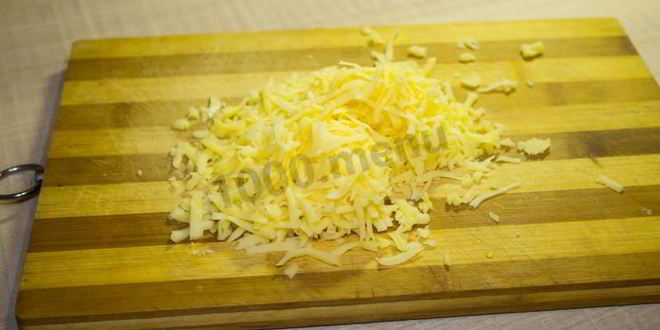 Рецепт мяса свинины по-французски с помидорами картошкой сыром