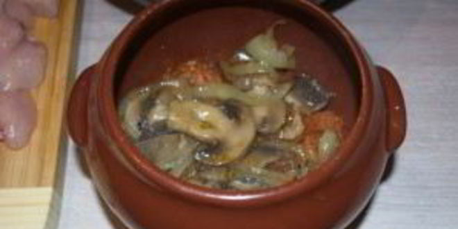 Рецепт филе индейки с грибами в духовке