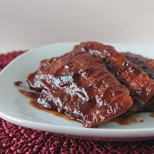 Рецепт Говяжьих отбивных под соусом из пива