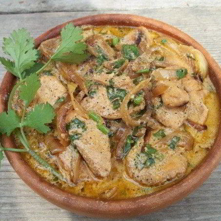 Рецепт Куриного филе тушеного в сметане