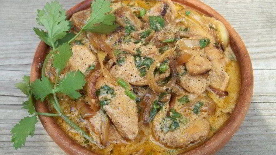 Рецепт куриного филе тушеного в сметане