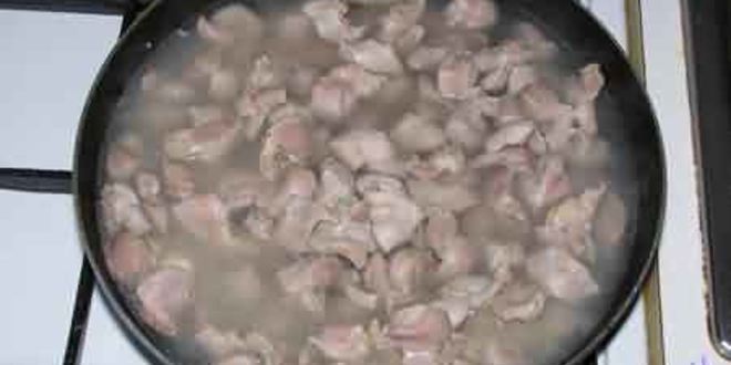 Рецепт куриных желудочков с овощами