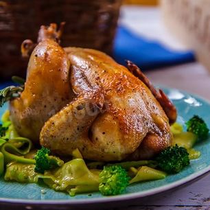 Рецепт Цыпленка корнишон в духовке целиком