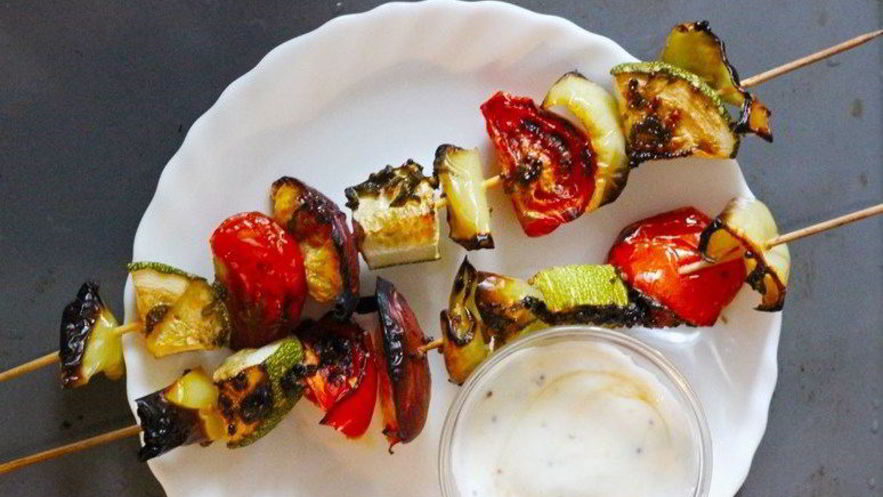 Рецепт вегетарианского кебаба с йогуртовым соусом
