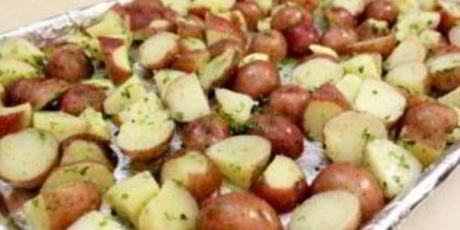 Рецепт картофеля, запеченного в духовке с зеленью