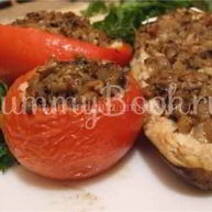 Рецепт Печеных овощей, фаршированных курицей с соусом бешамель и грибами