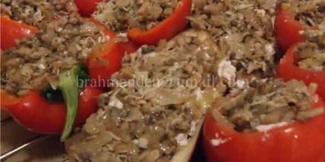 Рецепт печеных овощей, фаршированных курицей с соусом бешамель и грибами