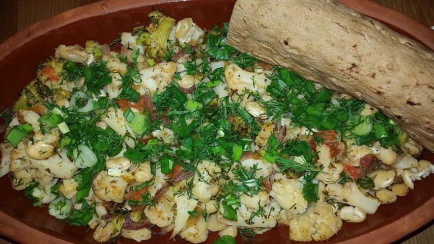 Рецепт цветной капусты и брокколи, запеченные с белой фасолью