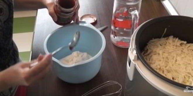 Рецепт тушеной капусты с фаршем в мультиварке